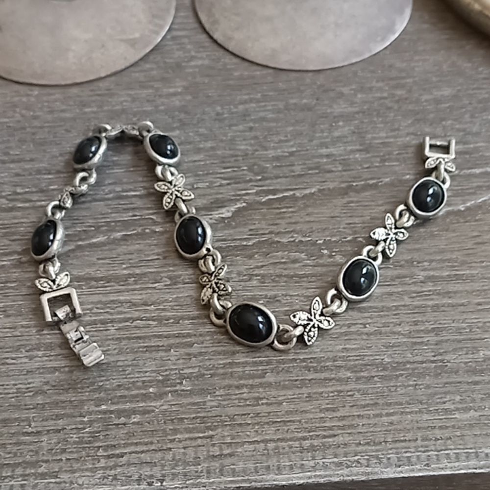 Jewelry bundle   - Picture 4 of 7